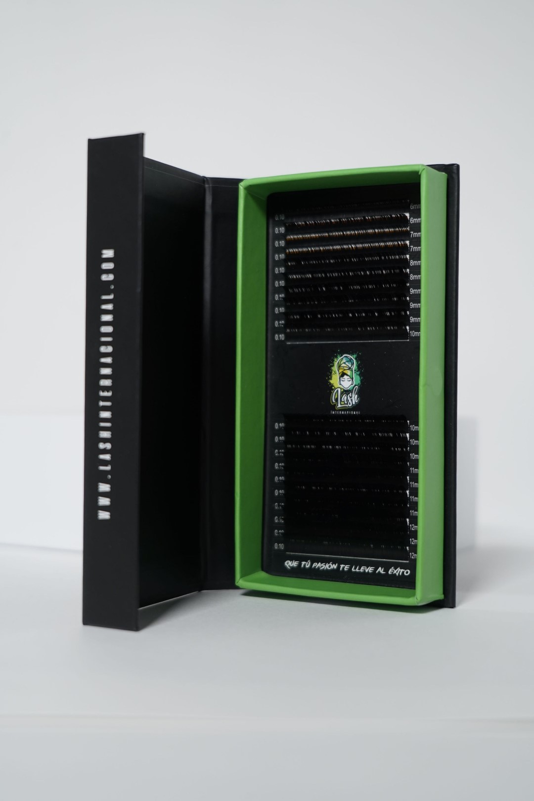 Fibers for eyelash extensions - Image 5